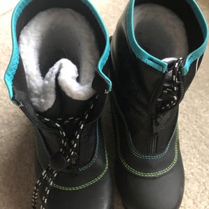 Rossignol snow flake cross country ski boots