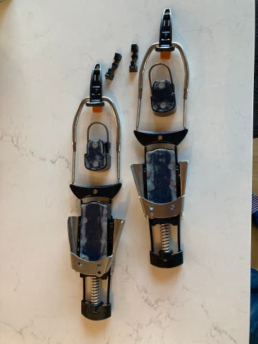 22 Designs Hammerhead bindings