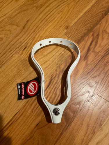 New Maverik Metrik Head