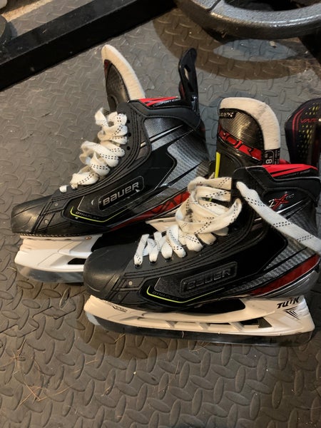 Senior Used Bauer Vapor 2X Pro Hockey Skates Extra Wide Width Size 8.5