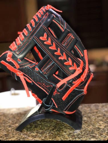 Custom Baseball glove