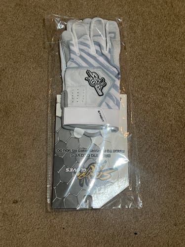 New Large  Batting Gloves
