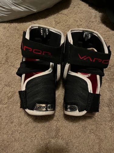 Used Medium Bauer  Vapor x800 lite Elbow Pads