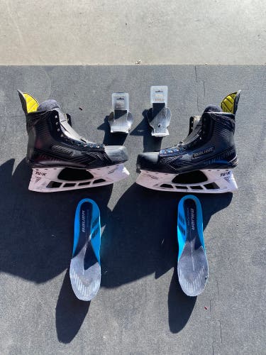 Barely used Bauer Supreme MX3 Skates.