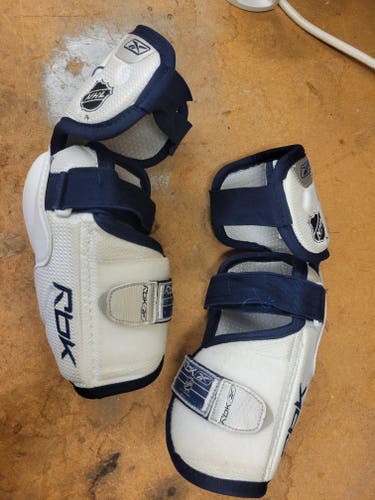 Used RBK Size 5 Medium Reebok Jofa 4K Elbow Pads