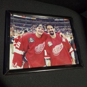 Darren McCarty and Brendan Shanahan Detroit Red Wings 1998 Stanley Cup Champions Photo
