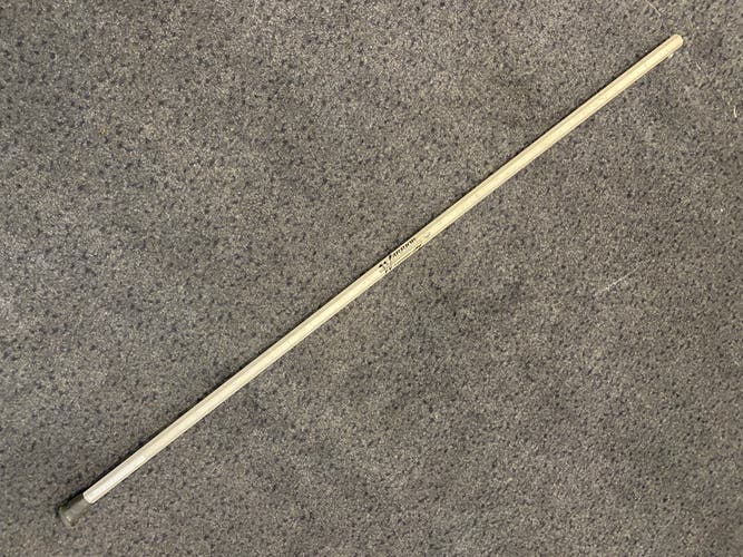 New Warrior Titan Classic Shaft