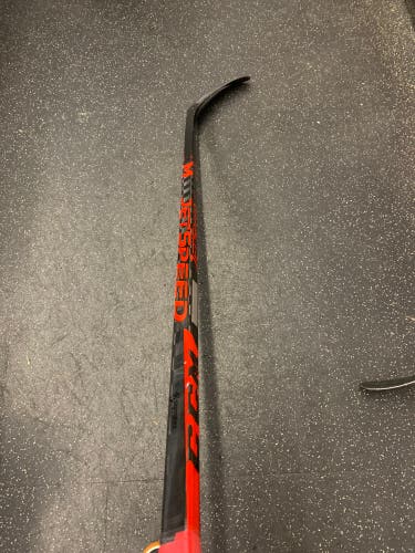 Senior Left Hand Toe Pattern  Jetspeed FT4 Pro Hockey Stick