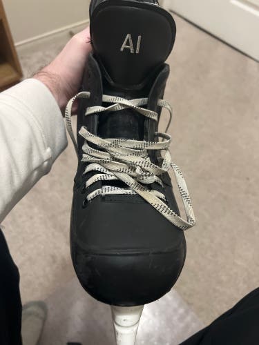 True 7.5 D Custom Hockey Skates