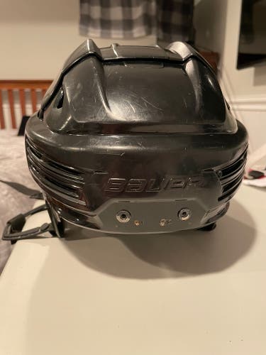 Used Medium Bauer  Re-Akt 200 Helmet