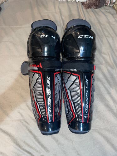 Ccm jetspeed Shin pads