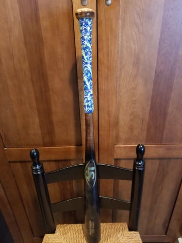 Used 2020 Louisville Slugger Wood Y271 Bat (-8) 22 oz 30"