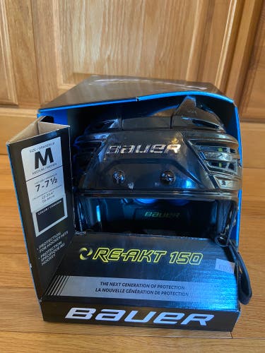 Bauer RE-AKT 150 Helmet Medium