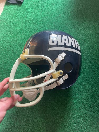 Giants old school football helmet