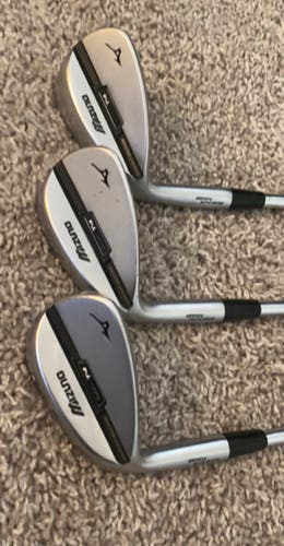 Men's LH Mizuno TP-4 Wedge Set (52, 56 & 60) w/ New “Whiteout” GP MCC Grips