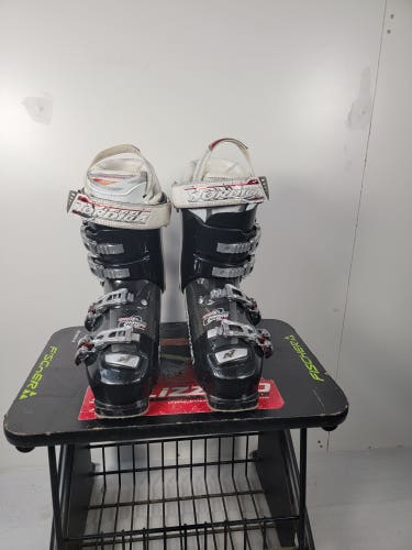 Used Women's Nordica SpeedMachine 105W Ski Boots 25.5