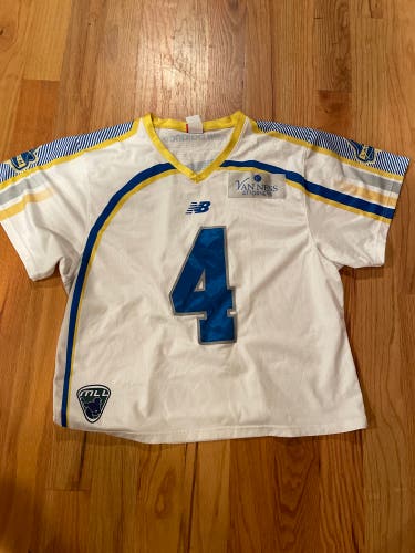 White Men's XL New Balance Jersey