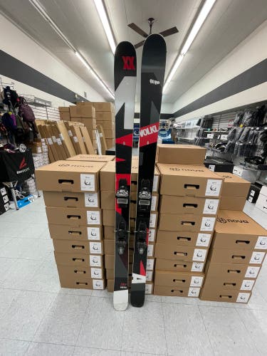 Used Volkl Mantra Skis 184CM