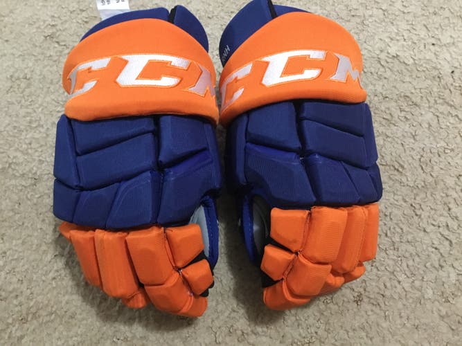 New Senior CCM HGQLXP Gloves 14" Pro Stock