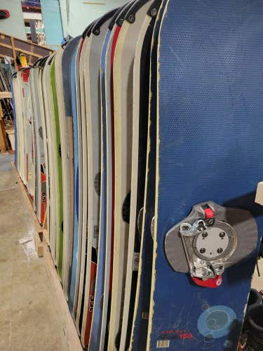 USED All Mountain Snowboard Various Models with STEP IN Rossignol/Emery Bindings