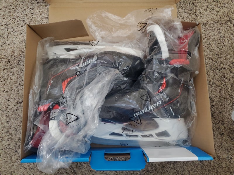Senior New Bauer Vapor 3x pro Hockey Skates Extra Wide Width Size 7.5 Fit 3