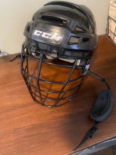 CCM Box large Lacrosse Helmet Fatboy Warrior Cage