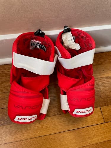 Used Medium Bauer Vapor 1X Elbow Pads