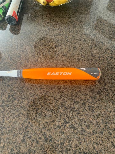 Used USSSA Certified 2014 Easton Composite Mako Bat (-11) 18 oz 29"