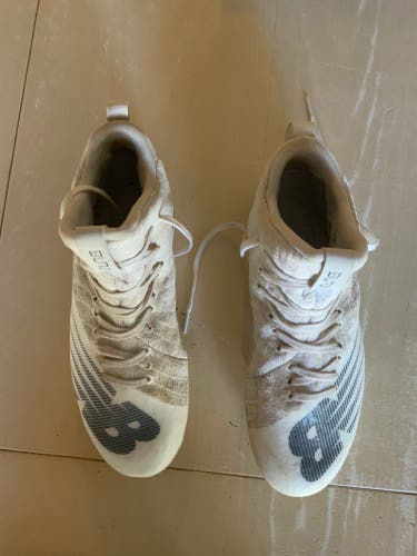 White Men's Molded Cleats High Top Burn X Mid