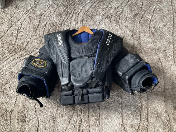 Brown Elite 2400 Goalie Chest Protector