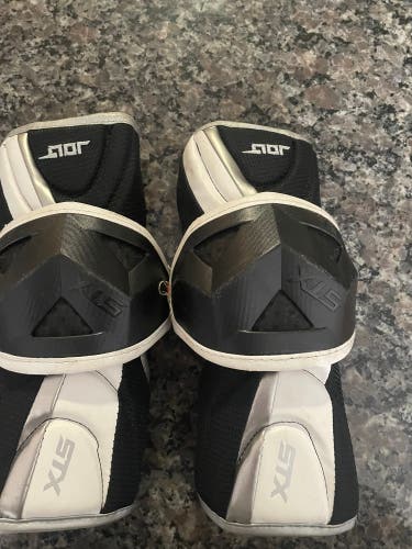 Used Medium STX Jolt Arm Pads