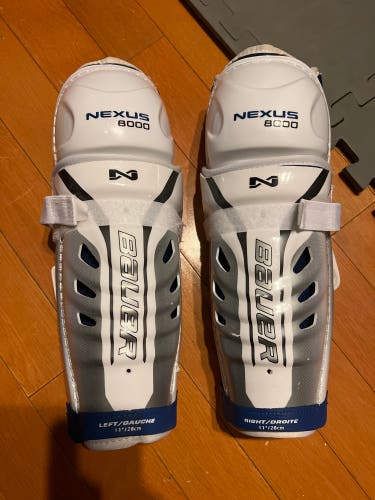 Bauer Nexus 8000 Shin Pads (like New)