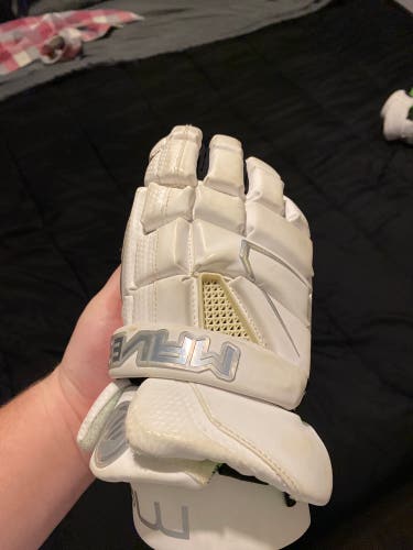 Used1 Maverik 13" M4 Lacrosse Gloves
