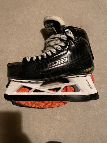 Senior Used Bauer Supreme S29 Hockey Goalie Skates Regular Width Size 8