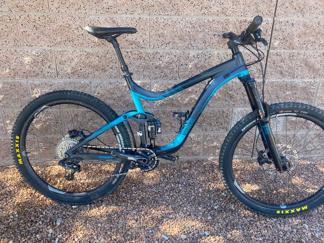 2015 Giant Reign 2 full suspension size Large