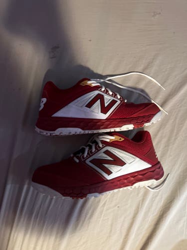 Red Men's Turf Cleats Low Cut