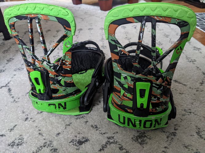 Used Men's Medium Union Flite Pro Snowboard Bindings