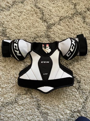 CCM LP HOCKEY SHOULDER PADS - YOUTH Small