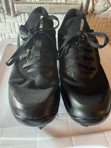 Boombah Mens raptor molded cleats