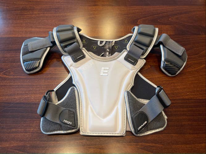 Epoch Integra Shoulder Pads - Size Medium - Great Condition