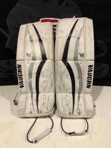 Used 26"+ 1.5” Vaughn Velocity V6 Goalie Leg Pads