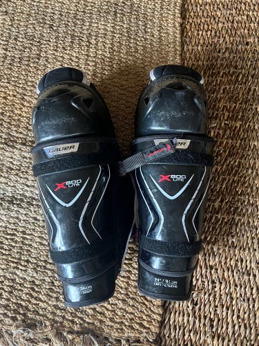 Used Bauer Shin Pads