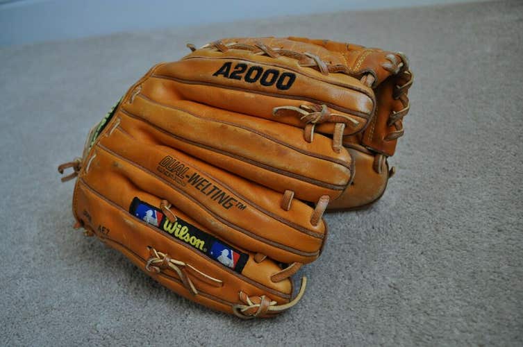 13" Wilson A2000 XLC LHT Baseball Softball Glove Mitt Japan
