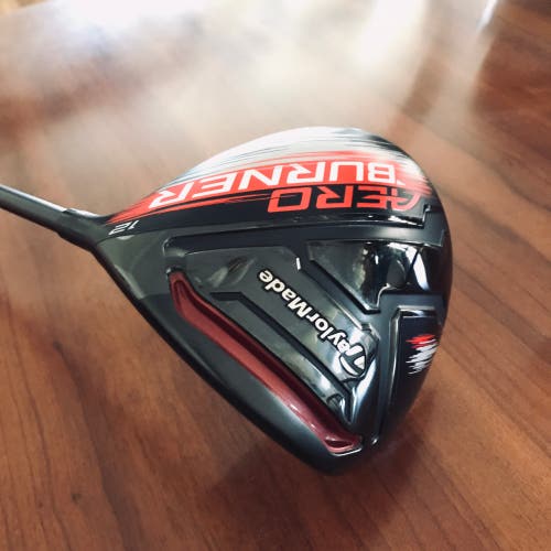 TaylorMade Aero Burner Black Driver S - Flex Graphite Shaft & Headcover