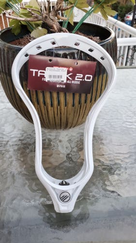 BNWT Attack & Midfield Maverik Tactik 2.0 Head