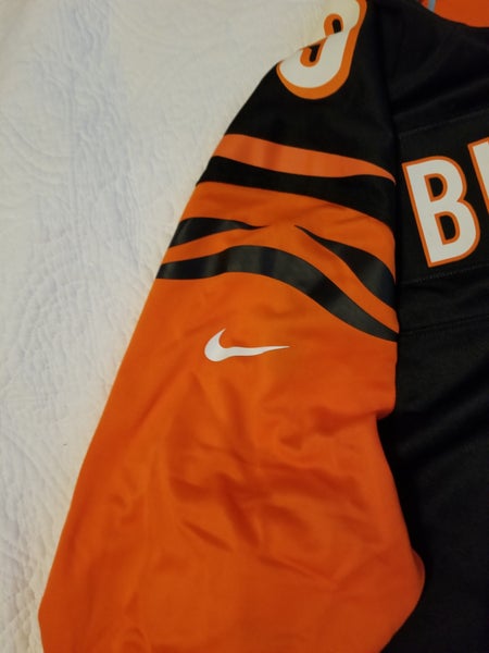 Brand new Joe Burrow Jersey Cincinnati Bengals Adult XL