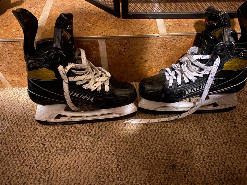 Senior Bauer Supreme UltraSonic Hockey Skates Size 6.5 Used