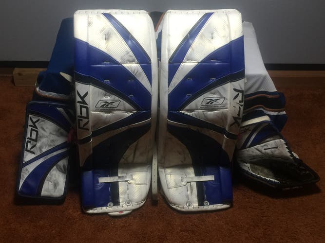 Full Set 35"+1 Reebok Premier II Goalie Full Set Pro Stock.