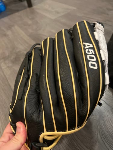 Right Hand Throw 12.5" A500 Softball Glove