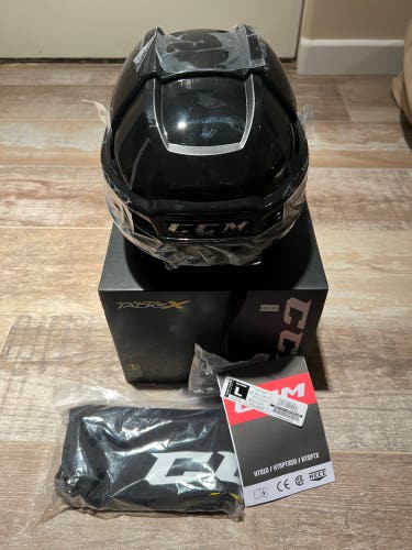 New Medium CCM Super Tacks X Helmet, Medium